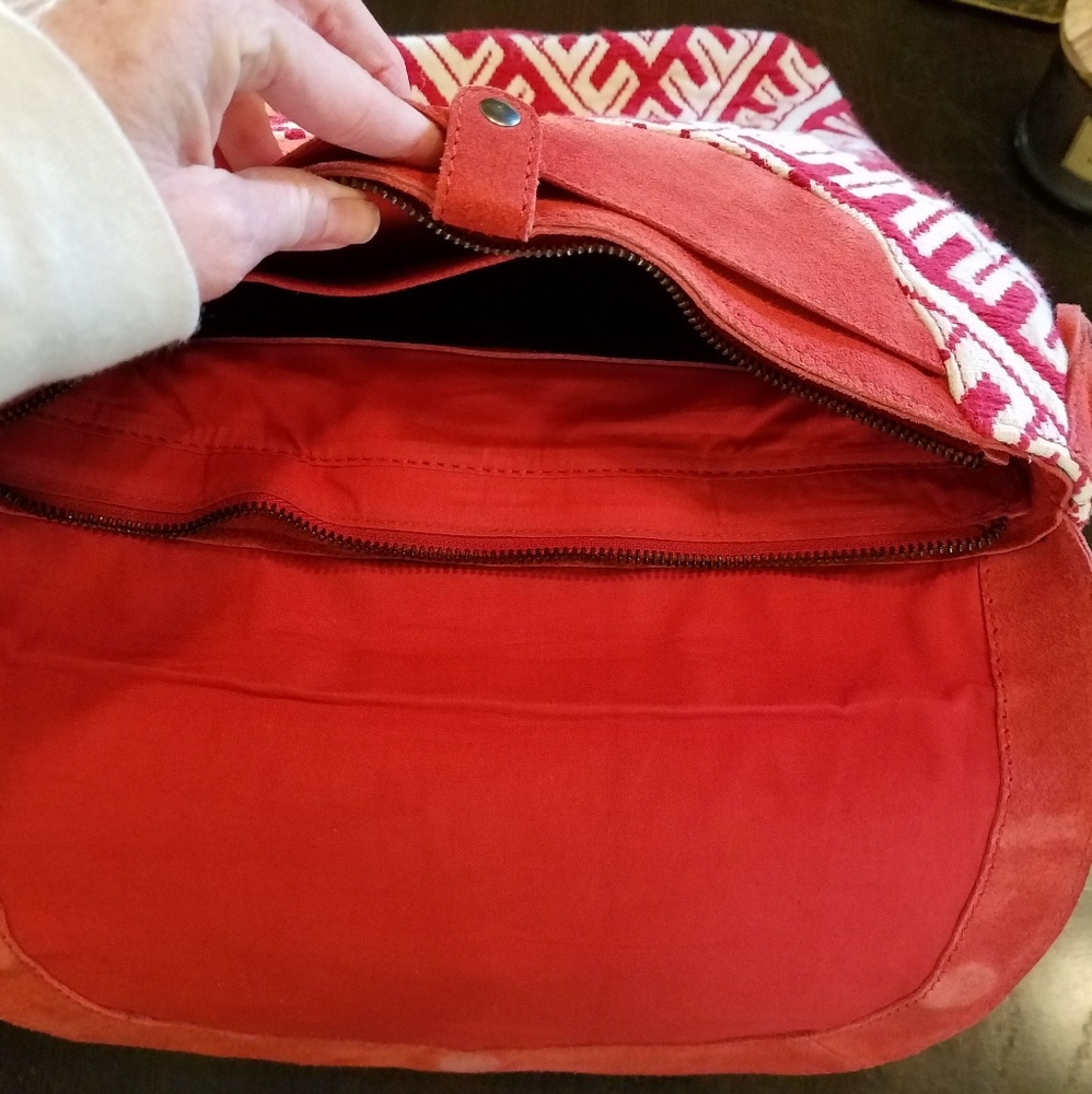 HOST PICK! SALE  ♥️Ten79la boho suede pack - Picture 4 of 4